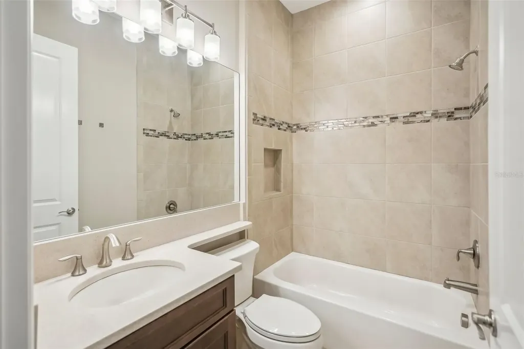 4838 Sevilla Shores Drive Wimauma FL 33598