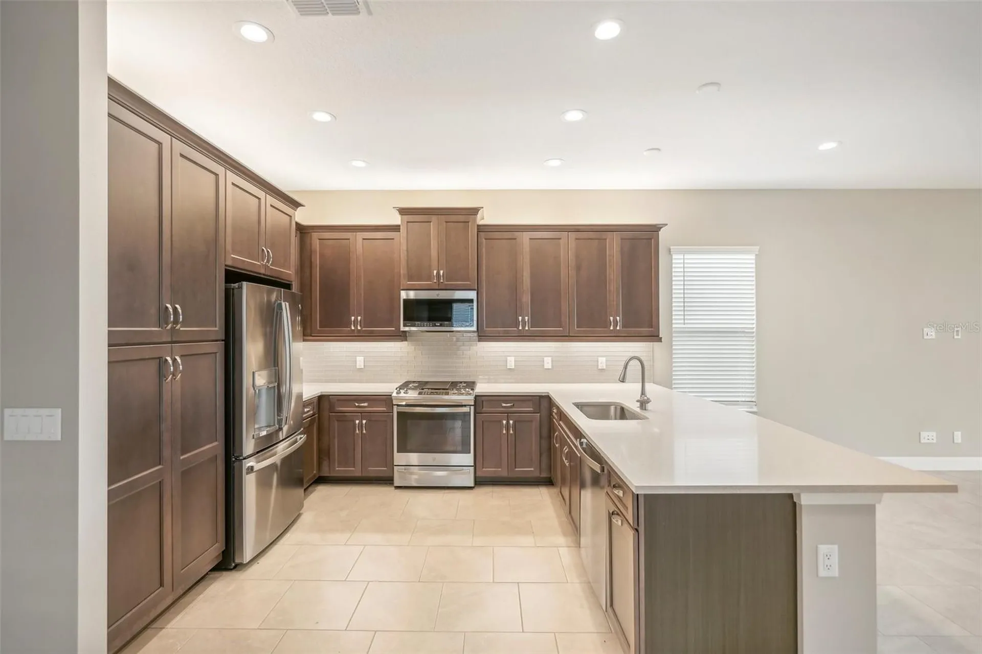 4838 Sevilla Shores Drive Wimauma FL 33598