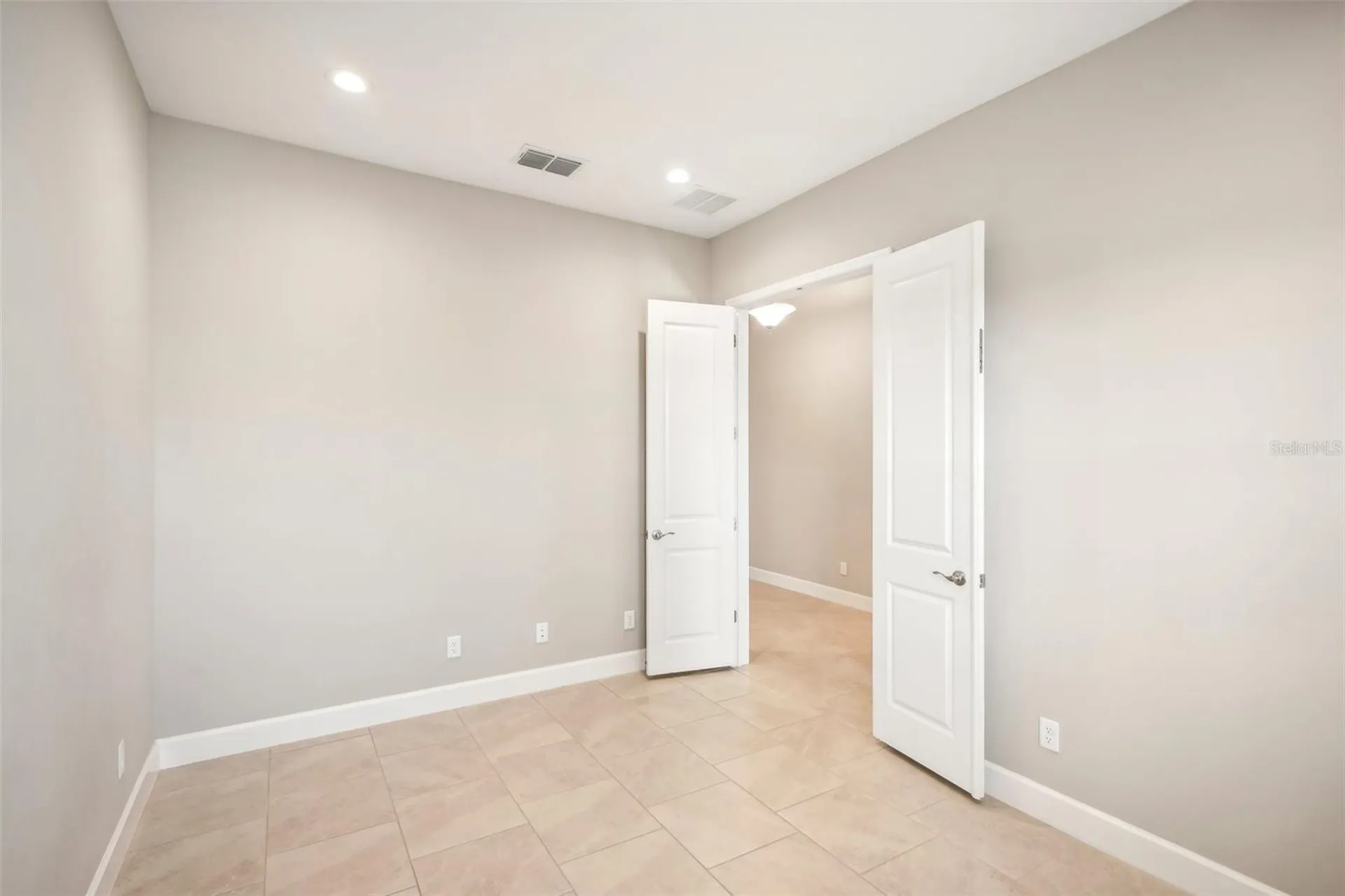 4838 Sevilla Shores Drive Wimauma FL 33598