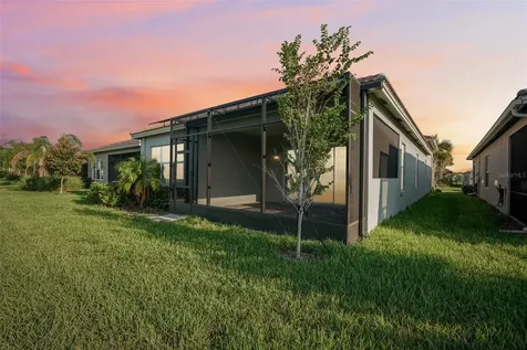 4838 Sevilla Shores Drive Wimauma FL 33598