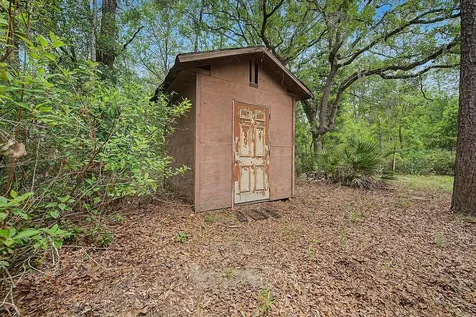 550 NW 73rd Way Bell FL 32619