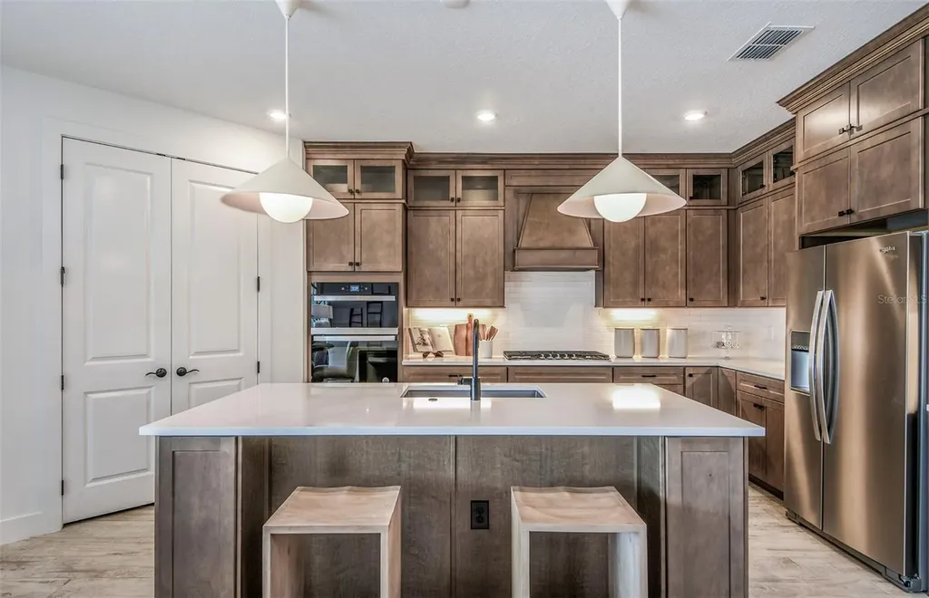 6840 Gilly Shadow Street Wesley Chapel FL 33545