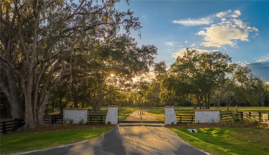 17197 SW 11 Court Newberry FL 32669