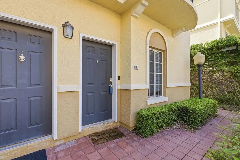113 Grand Beach Place Tampa FL 33609