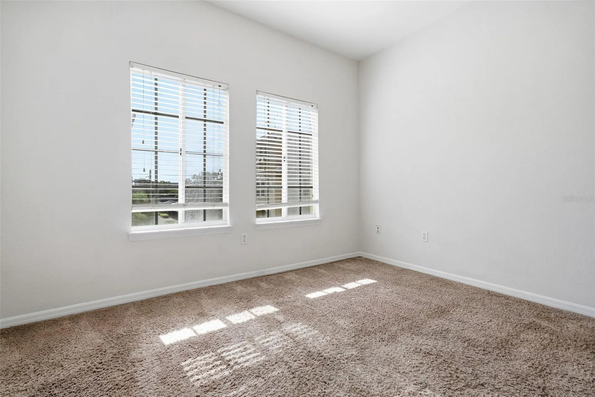 113 Grand Beach Place Tampa FL 33609