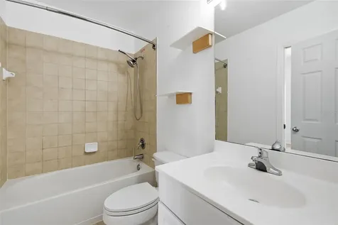 113 Grand Beach Place Tampa FL 33609