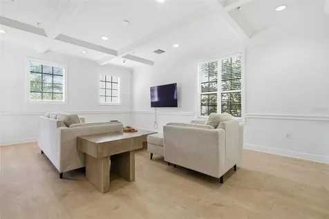 113 Grand Beach Place Tampa FL 33609