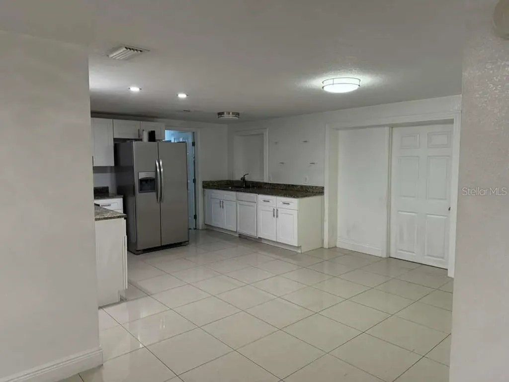 8518 Woodlake Drive Tampa FL 33615