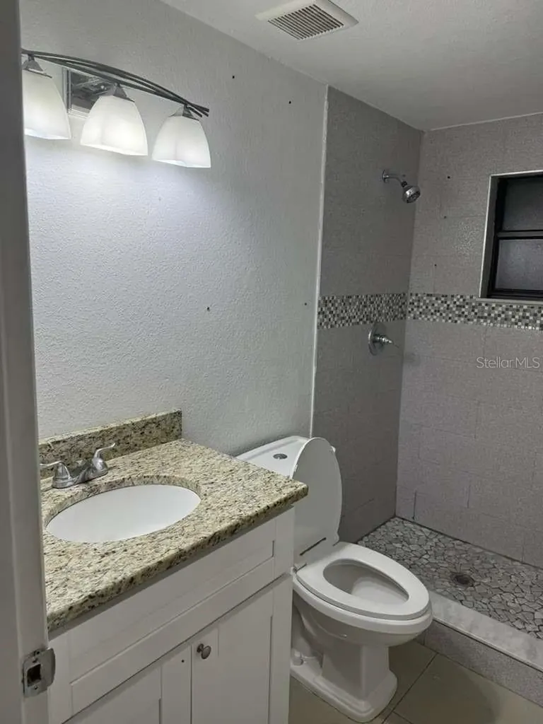 8518 Woodlake Drive Tampa FL 33615
