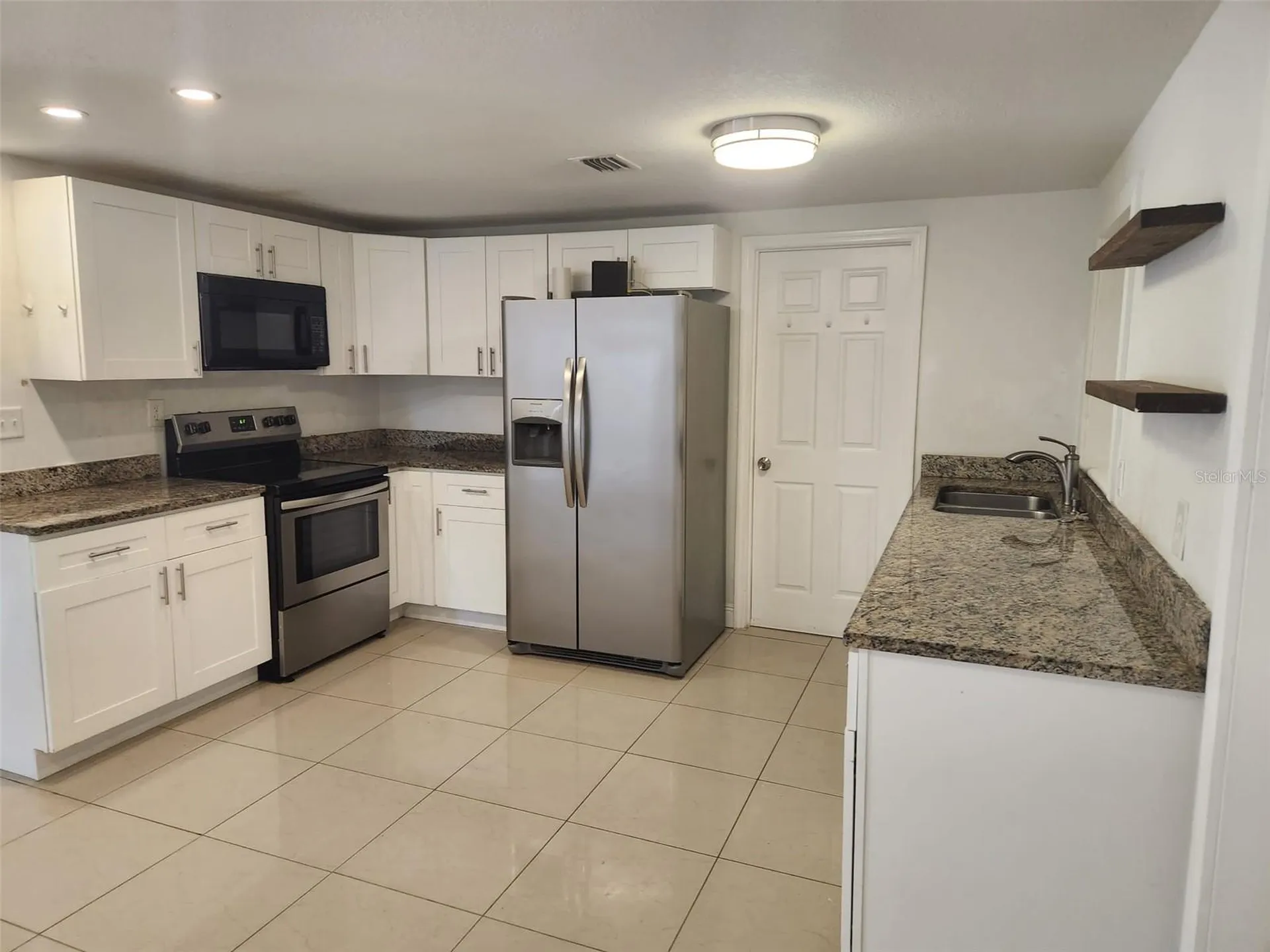 8518 Woodlake Drive Tampa FL 33615