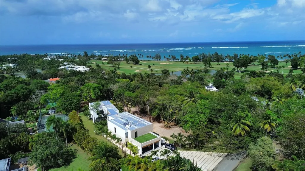 904 Villa Dorado Estates Dorado PR 00646
