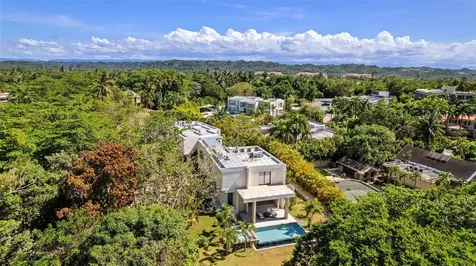 904 Villa Dorado Estates Dorado PR 00646