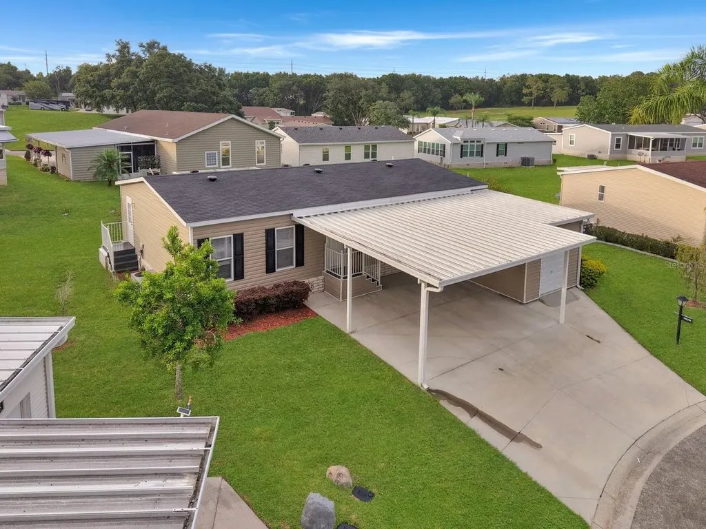 4125 Myrtle Oak Court Zellwood FL 32798