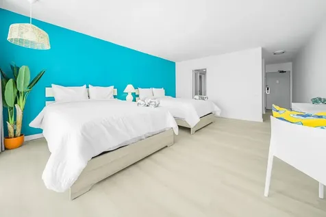 6165 Av. Isla Verde Carolina PR 00979