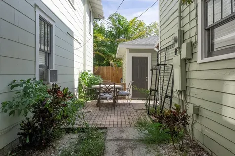 540 11th Avenue St Petersburg FL 33701