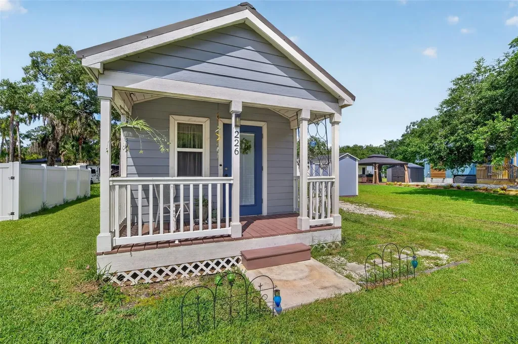 226 Flamingo Drive Cocoa FL 32926