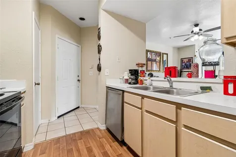 8414 Lucuya Way Tampa FL 33637
