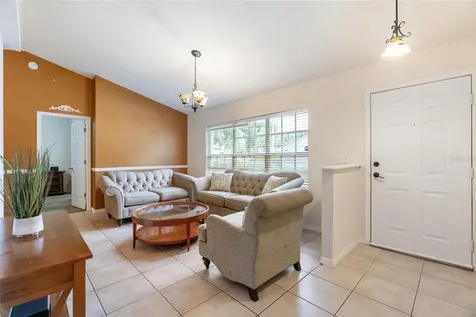 1219 Maybrook Street S Apopka FL 32703
