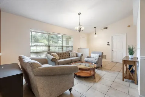 1219 Maybrook Street S Apopka FL 32703