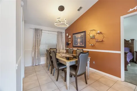 1219 Maybrook Street S Apopka FL 32703