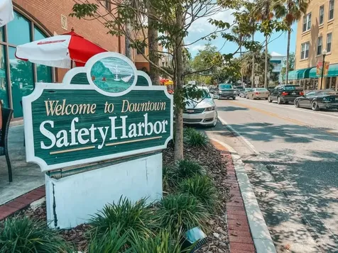 2941A Shore Drive Safety Harbor FL 34695