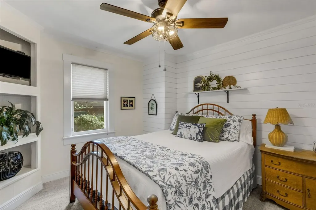 717 Johnson Avenue Lakeland FL 33801