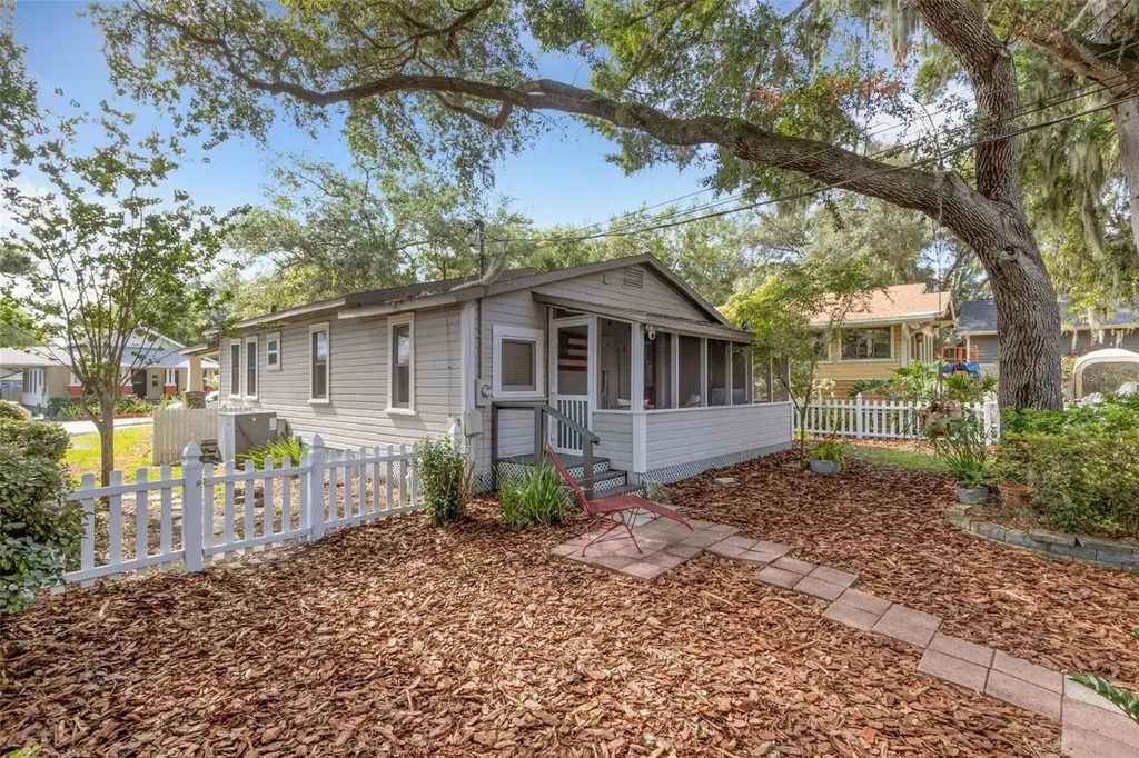 717 Johnson Avenue Lakeland FL 33801