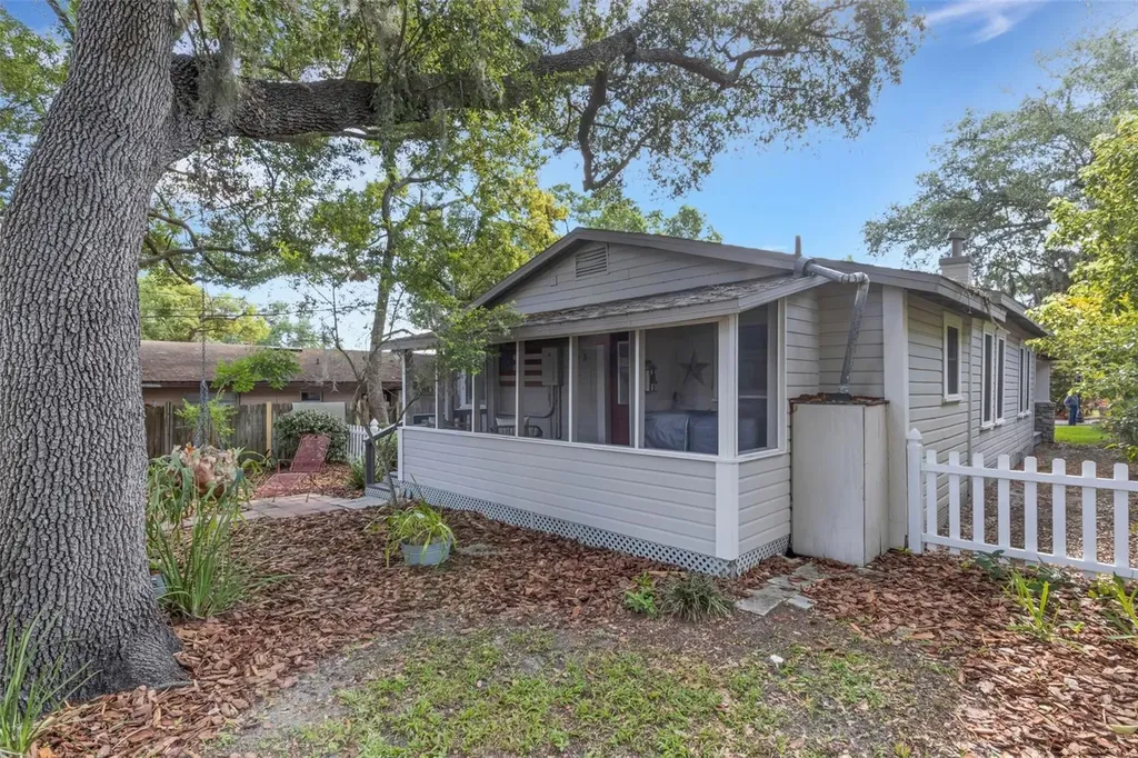 717 Johnson Avenue Lakeland FL 33801