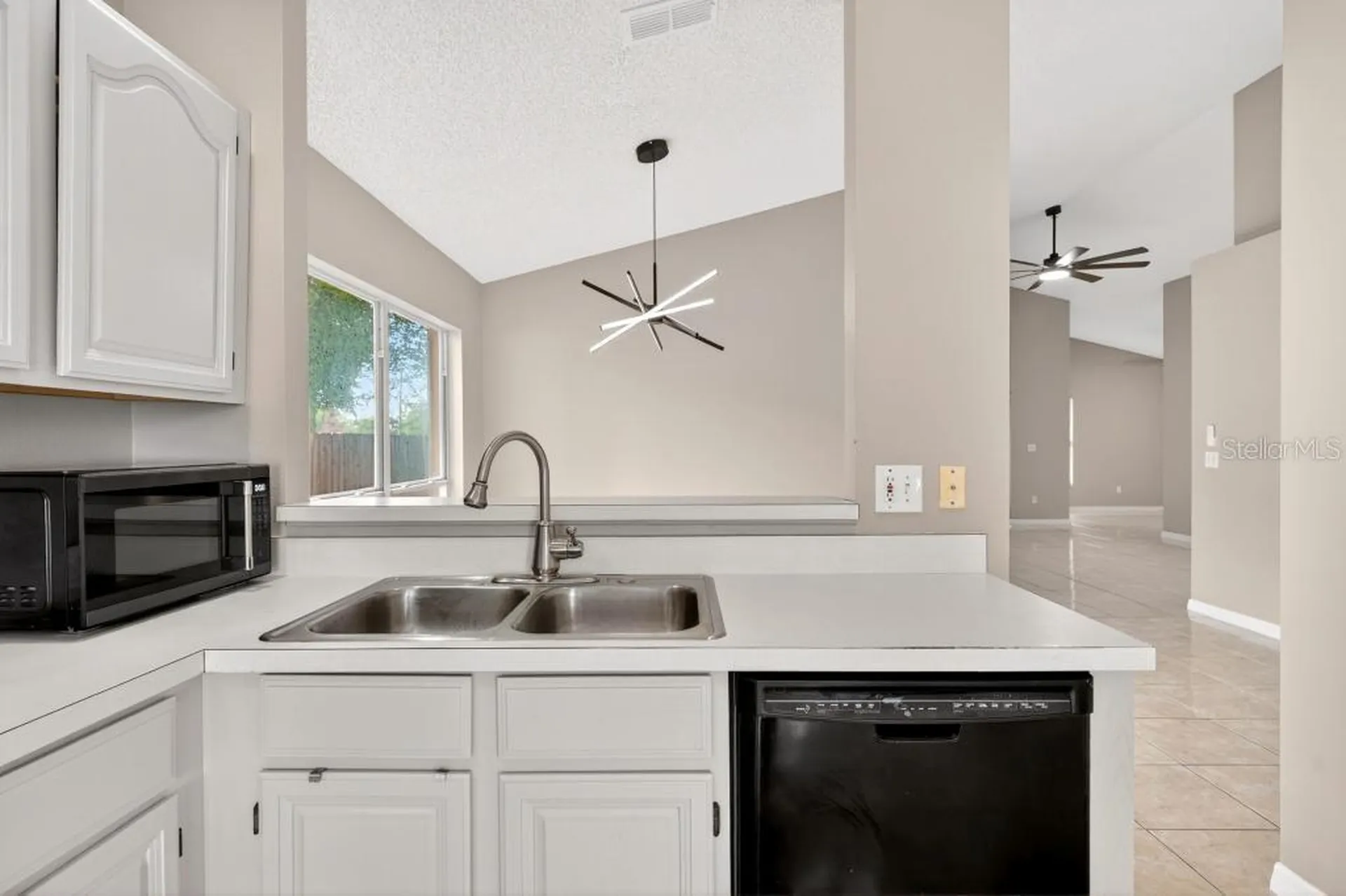 2674 Newbolt Drive Orlando FL 32817