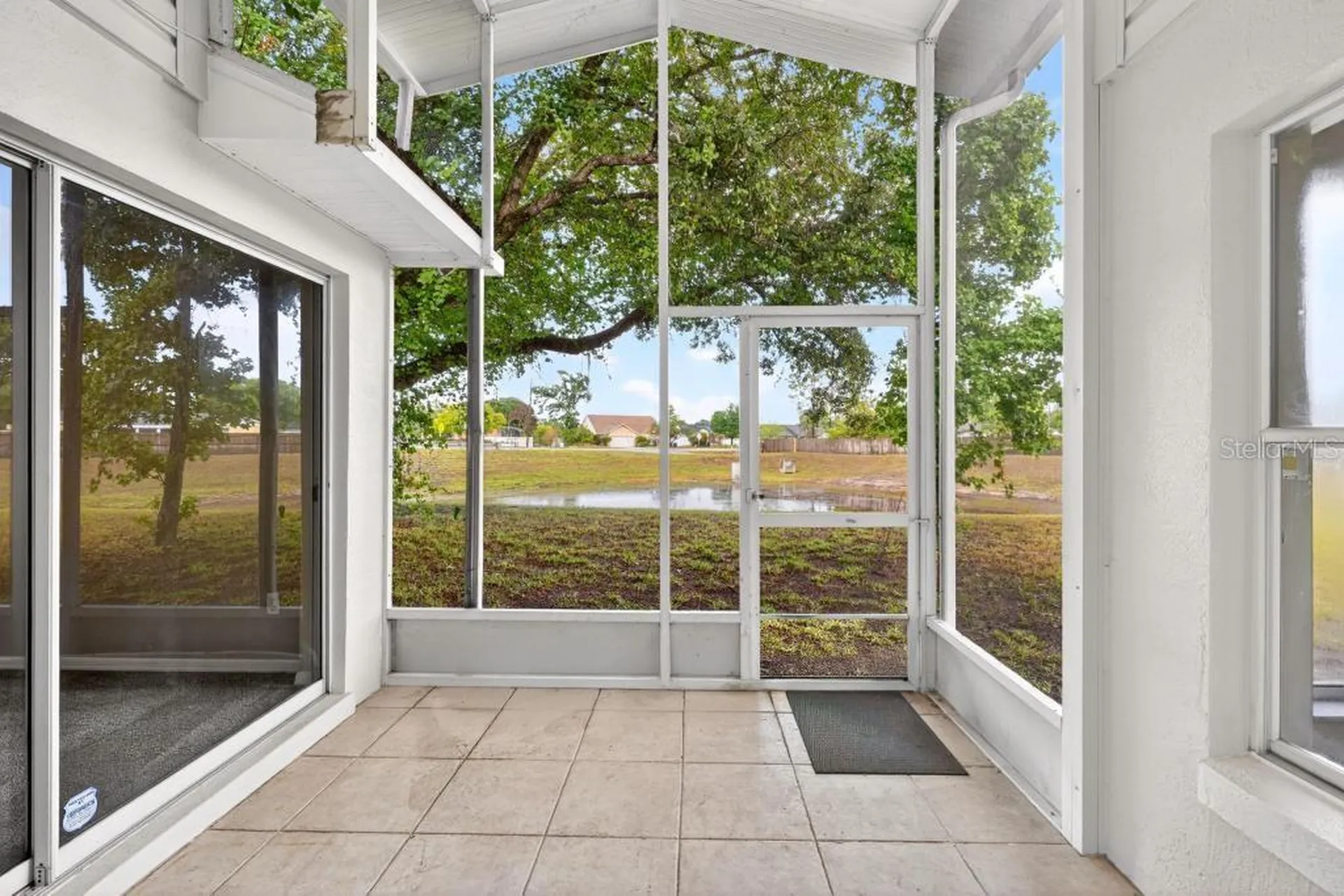 2674 Newbolt Drive Orlando FL 32817