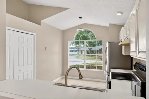 2674 Newbolt Drive Orlando FL 32817