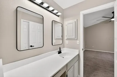 2674 Newbolt Drive Orlando FL 32817