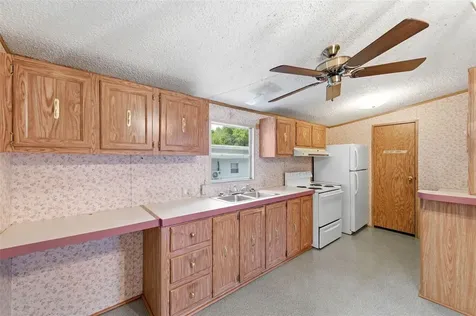 12917 Four Oaks Road Tampa FL 33624