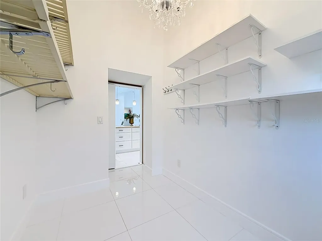 324 Leeward Island Clearwater Beach FL 33767