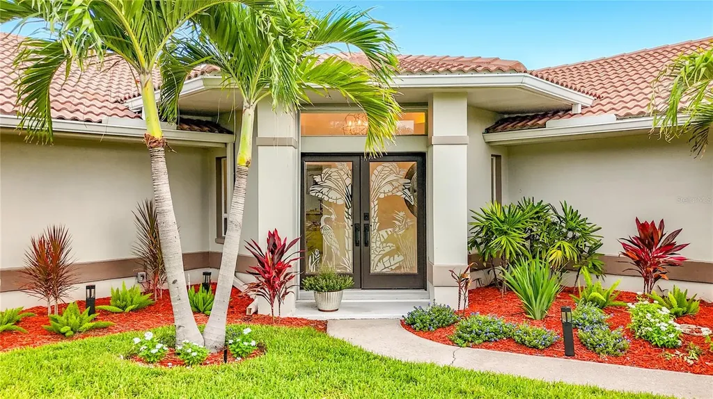324 Leeward Island Clearwater Beach FL 33767
