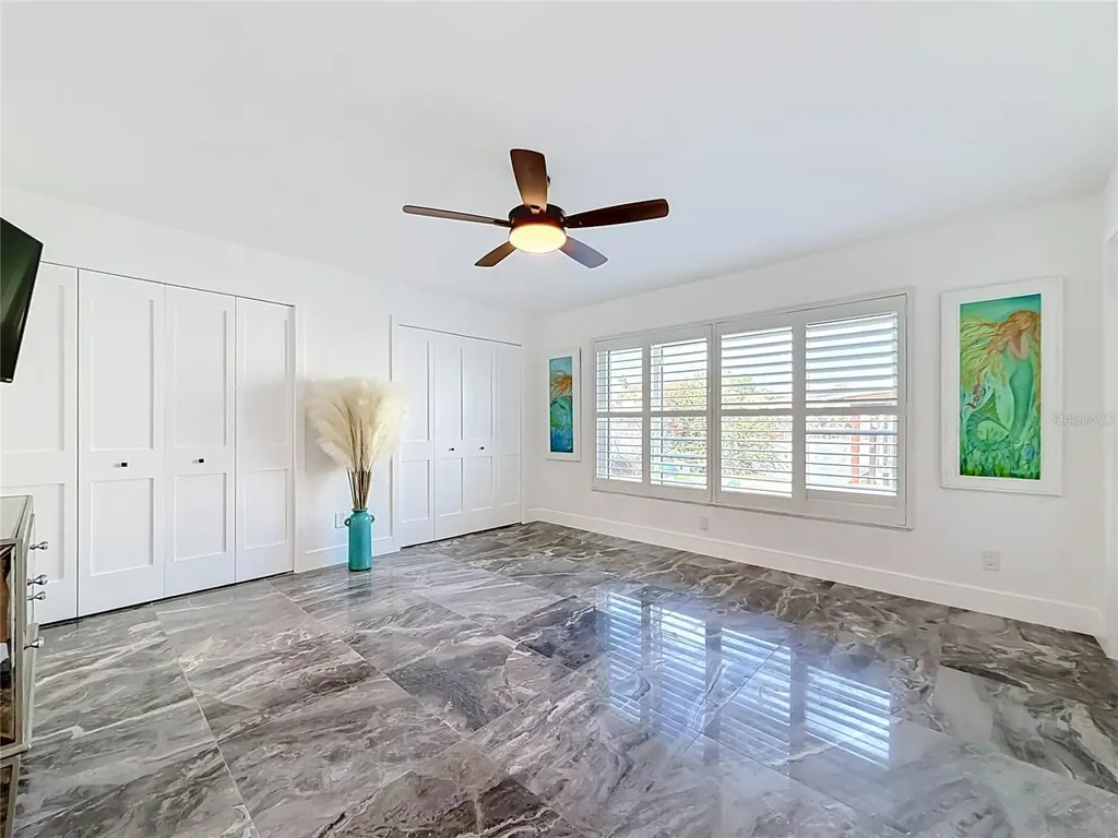 324 Leeward Island Clearwater Beach FL 33767