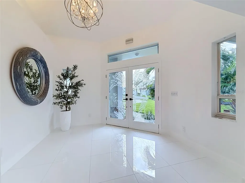 324 Leeward Island Clearwater Beach FL 33767