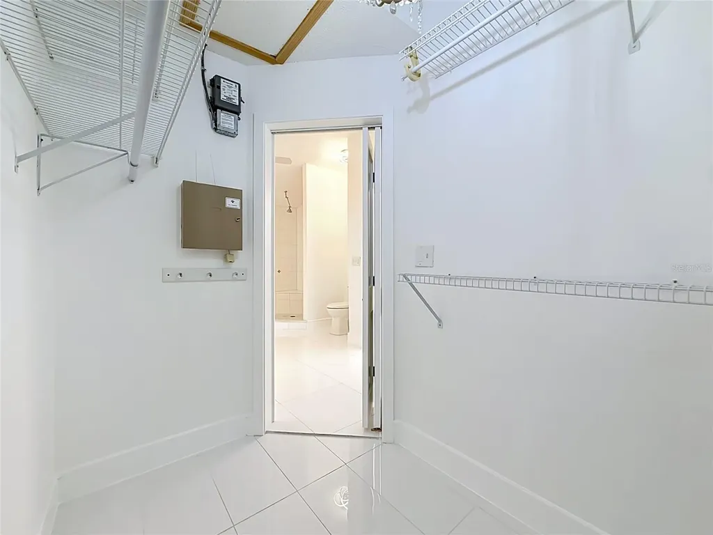 324 Leeward Island Clearwater Beach FL 33767