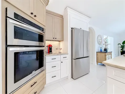 324 Leeward Island Clearwater Beach FL 33767