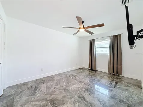 324 Leeward Island Clearwater Beach FL 33767