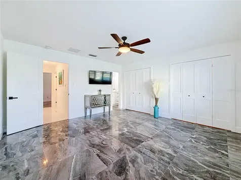 324 Leeward Island Clearwater Beach FL 33767