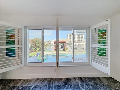 324 Leeward Island Clearwater Beach FL 33767