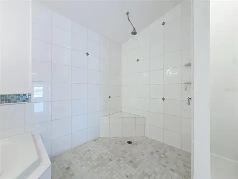 324 Leeward Island Clearwater Beach FL 33767