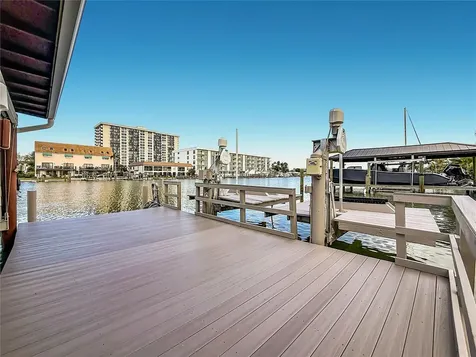 324 Leeward Island Clearwater Beach FL 33767