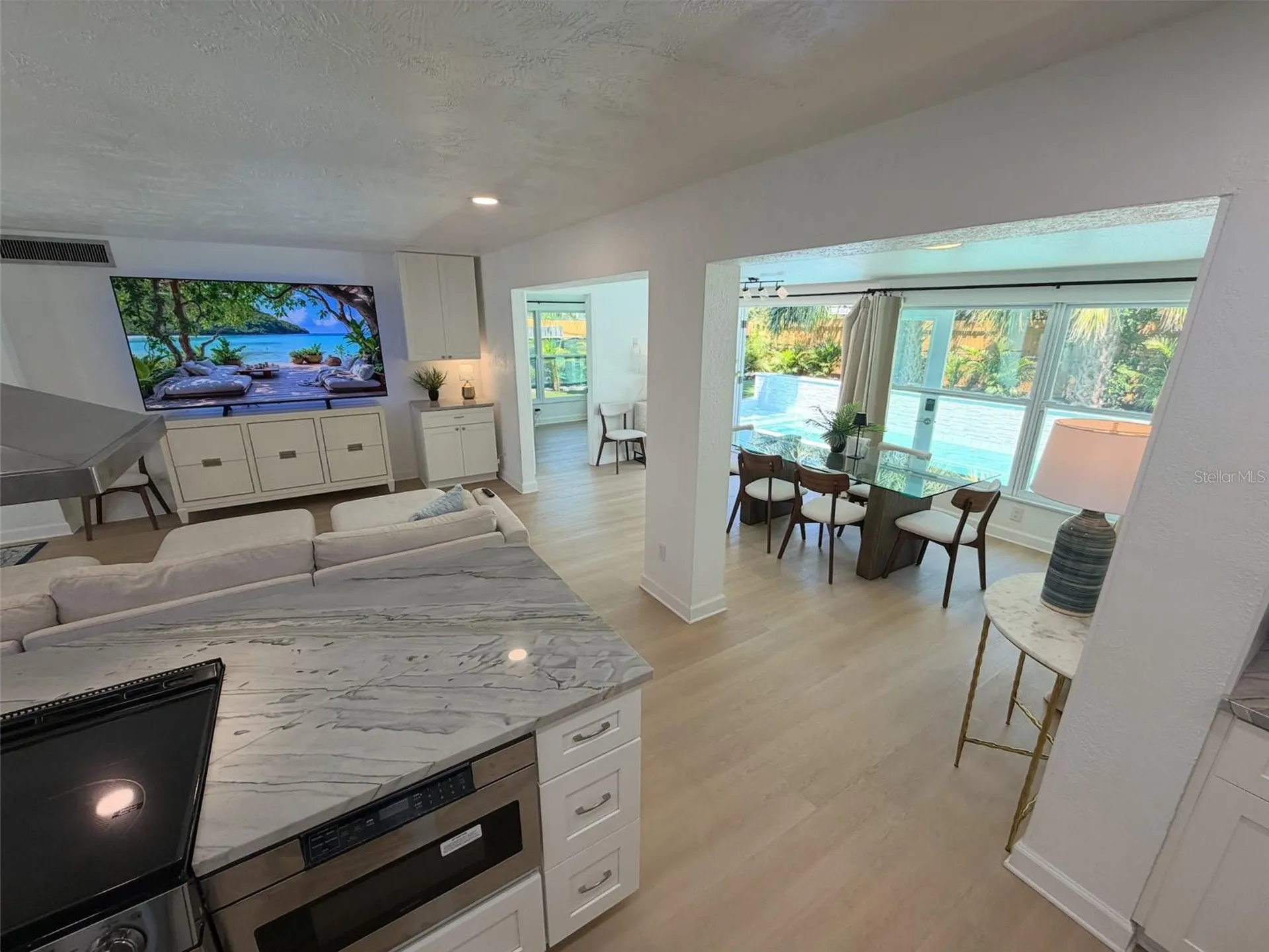 5813 26th Avenue N St Petersburg FL 33710