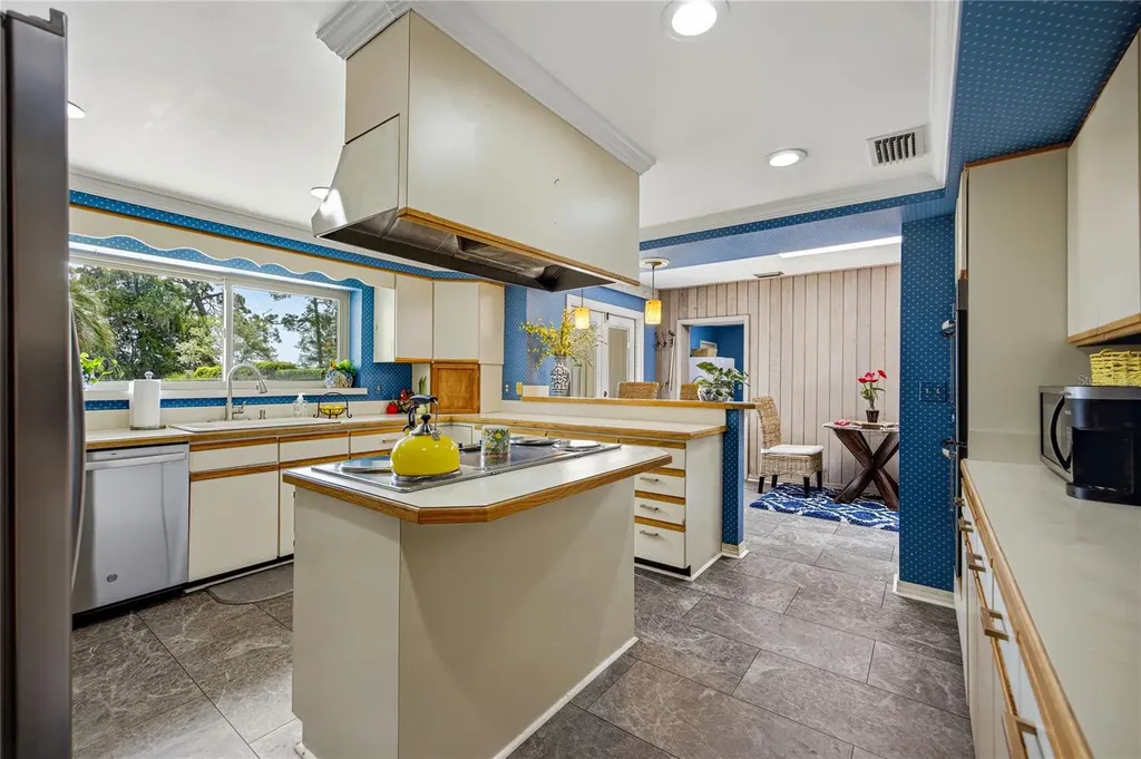 3933 SE State Road 21 Keystone Heights FL 32656
