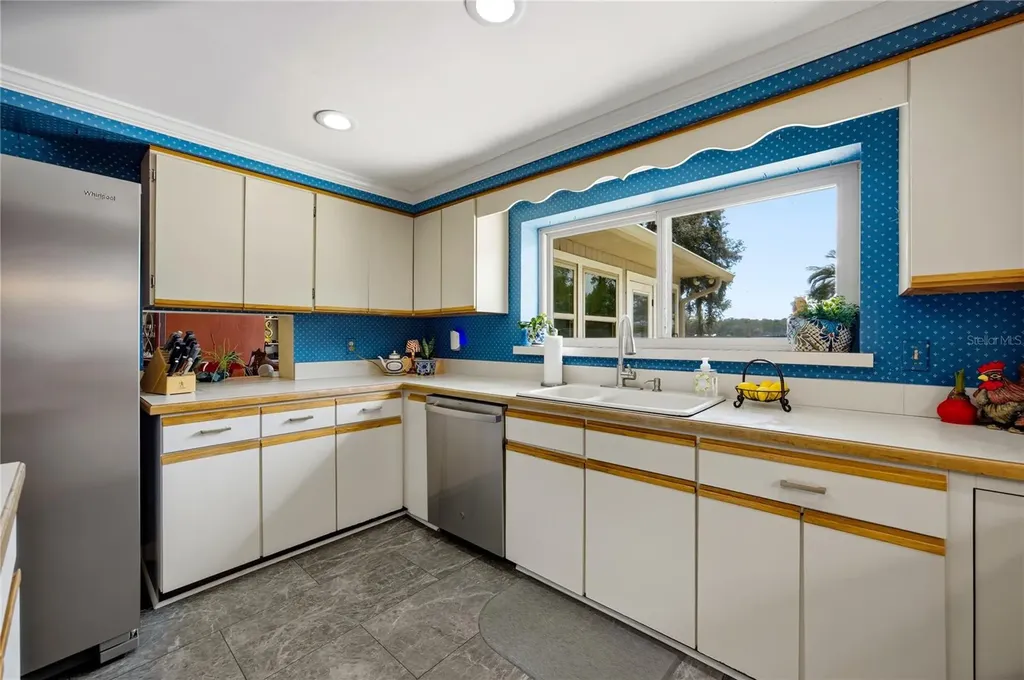 3933 SE State Road 21 Keystone Heights FL 32656