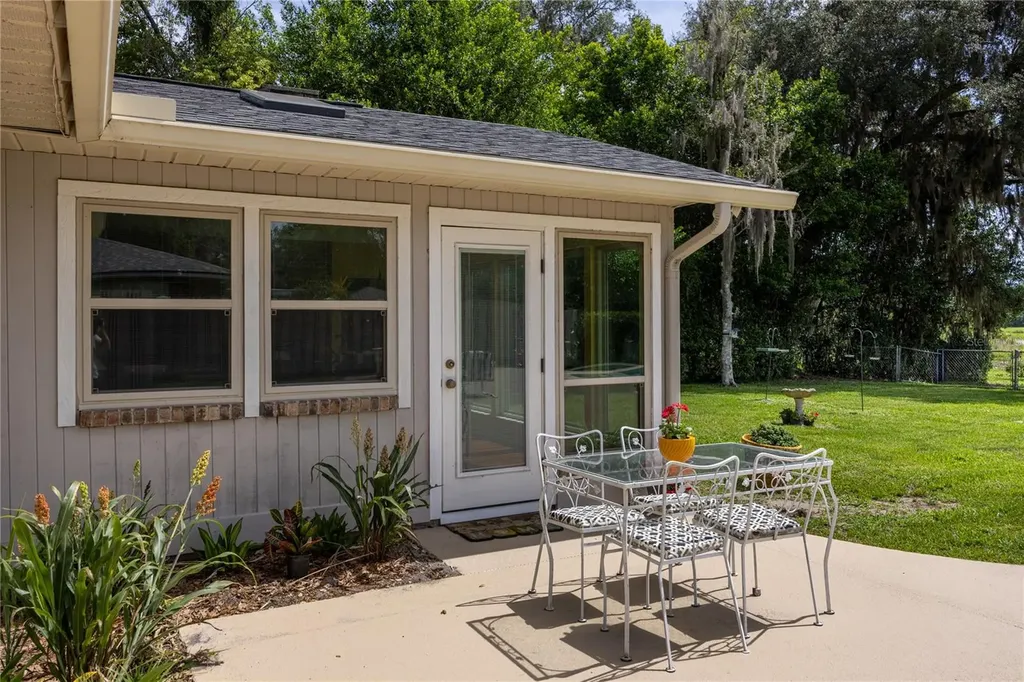 3933 SE State Road 21 Keystone Heights FL 32656