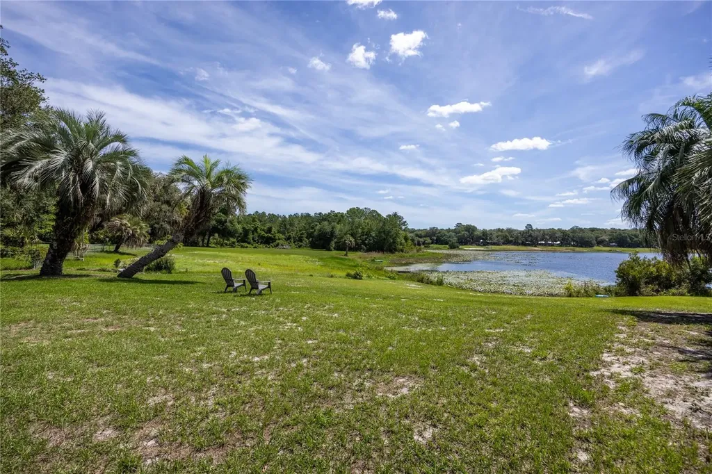 3933 SE State Road 21 Keystone Heights FL 32656
