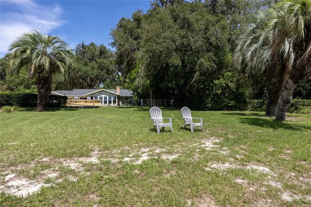 3933 SE State Road 21 Keystone Heights FL 32656